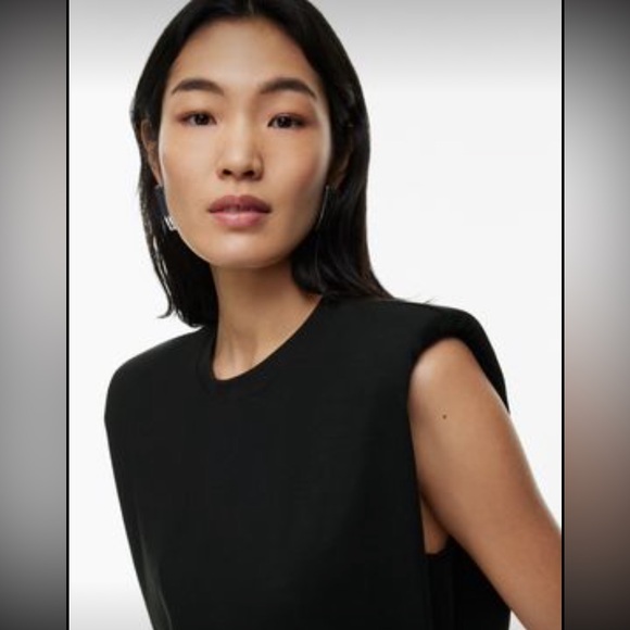 Babaton Shoulder Pad Tee - Picture 6 of 7